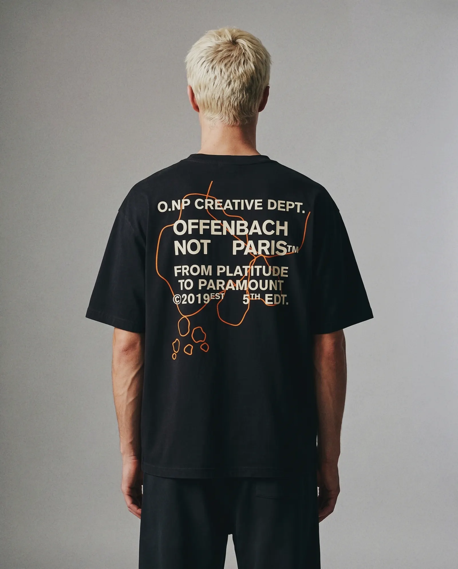 NINE BOROUGH in BLACK, Rueckenprint